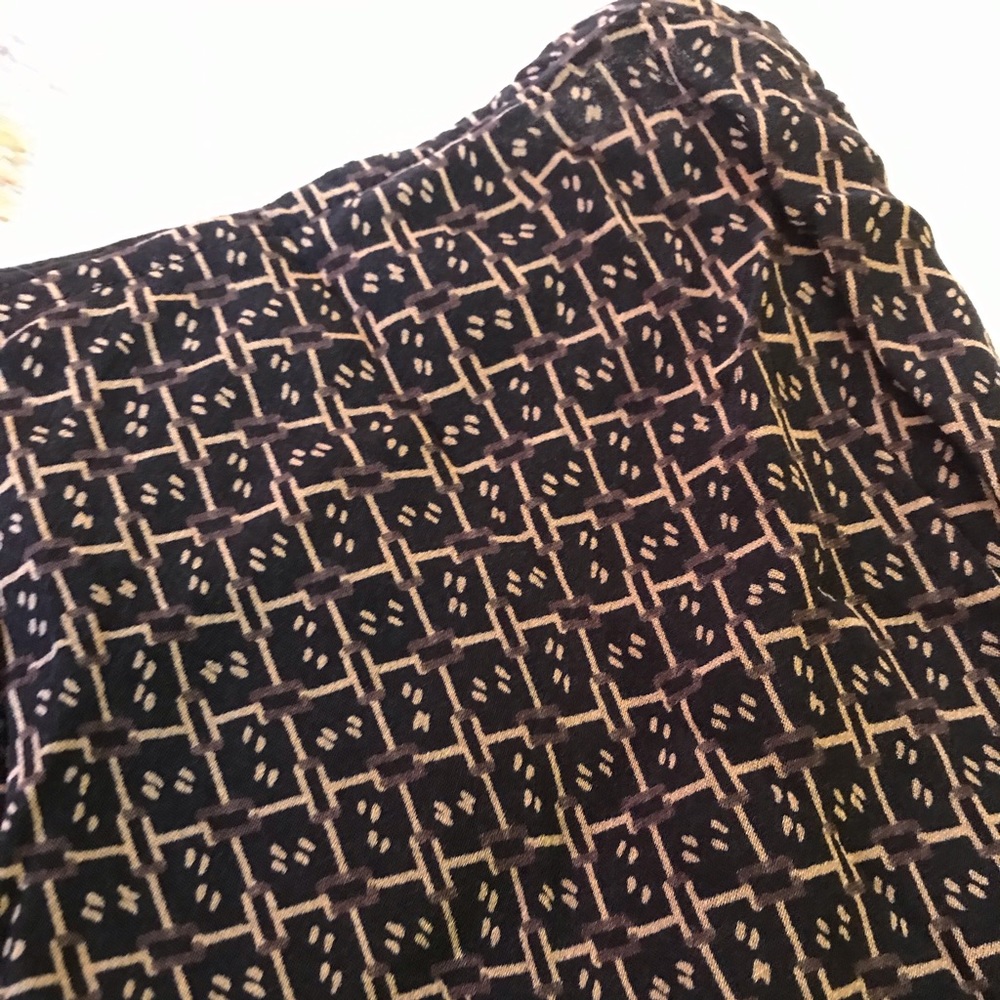 Eddie Bauer midi skirt - size 12